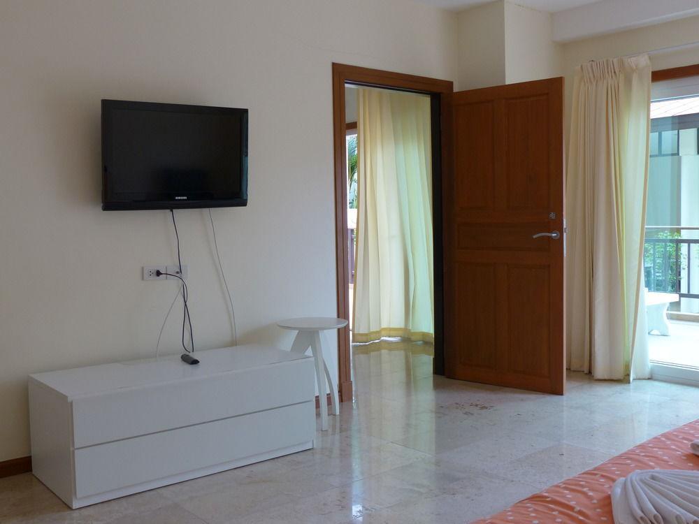 Emerald Palace Aparthotel Pattaya Luaran gambar