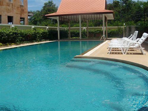 Emerald Palace Aparthotel Pattaya Luaran gambar